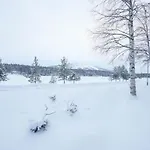 Kuuru Lakeside * סאלה