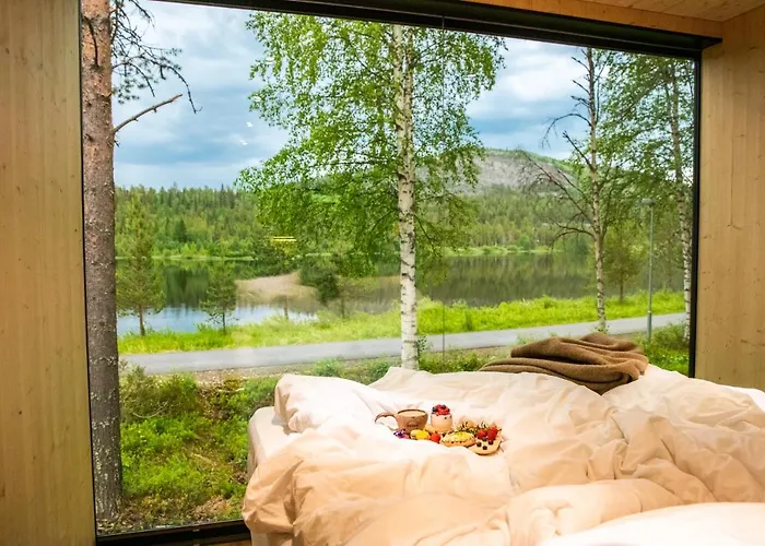 Kuuru Lakeside * סאלה